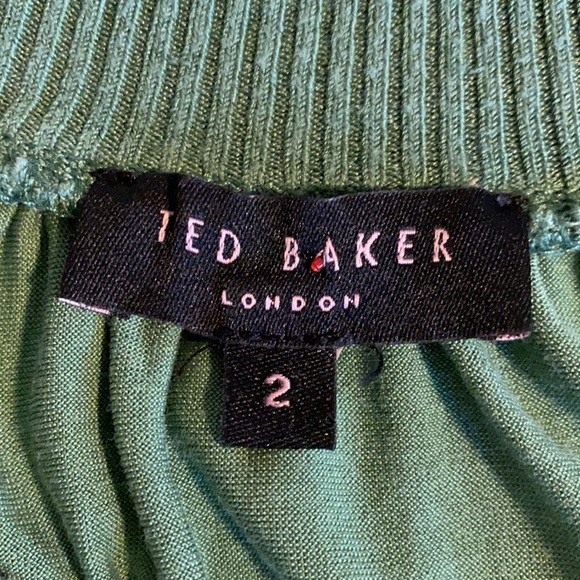 Ted Baker moss color scoop neck beaded top. See pics for condition - Picture 5 of 11